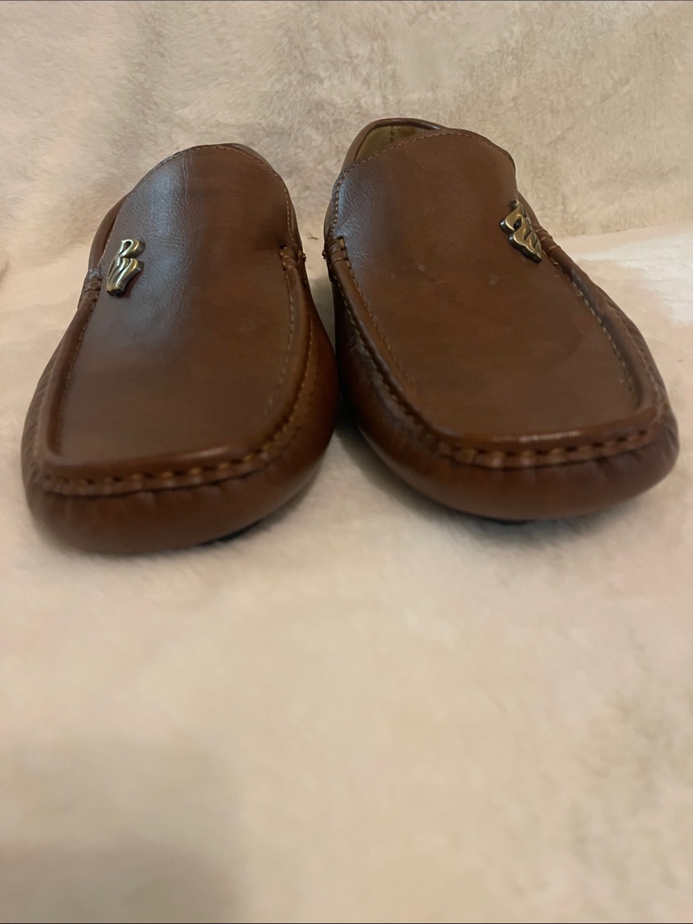 Rocawear Brown Leather Moc Toe Slip-On Loafers with Metal Logo - Picture 5 of 5